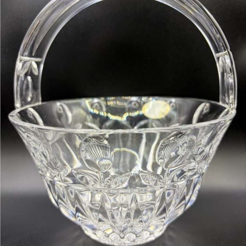 Block Crystal Tulip Pattern Handled Garden Basket